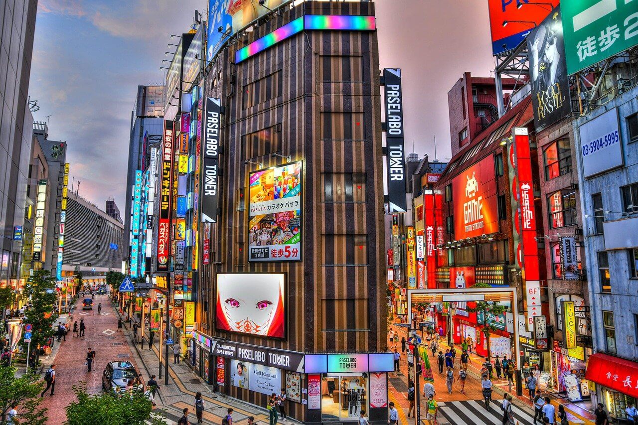 Japans Wirtschaft verliert an Optimismus: Yen-Schwäche belastet Unternehmen
